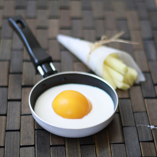 No come fruta I: falso huevo frito