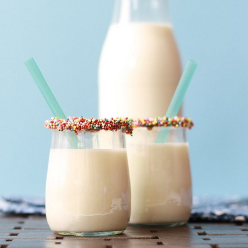 Vasitos de leche decorados