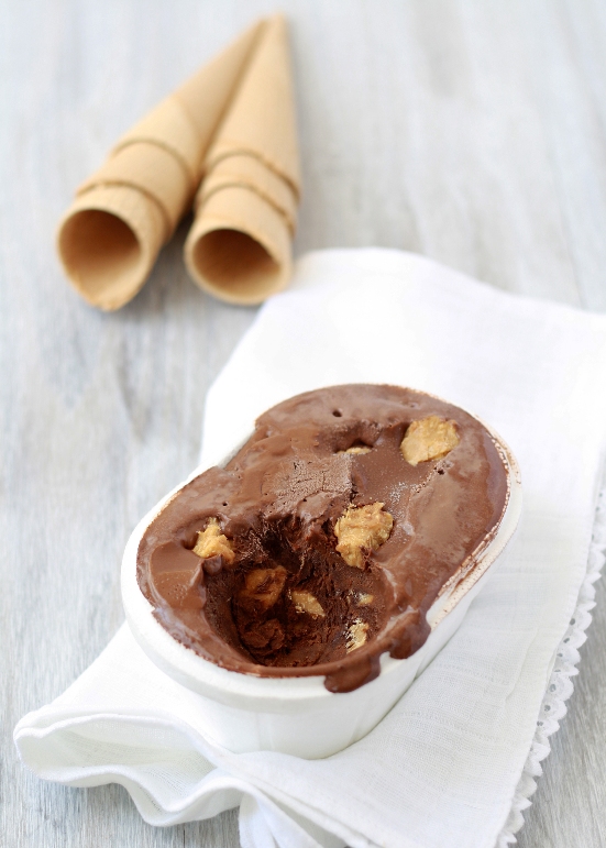 
Chocolate icecream with peanut butter