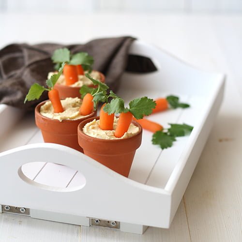 Hummus with roasted garlic